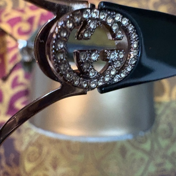 AUTHENTIC GUCCI SUNGLASSES - Picture 7 of 12